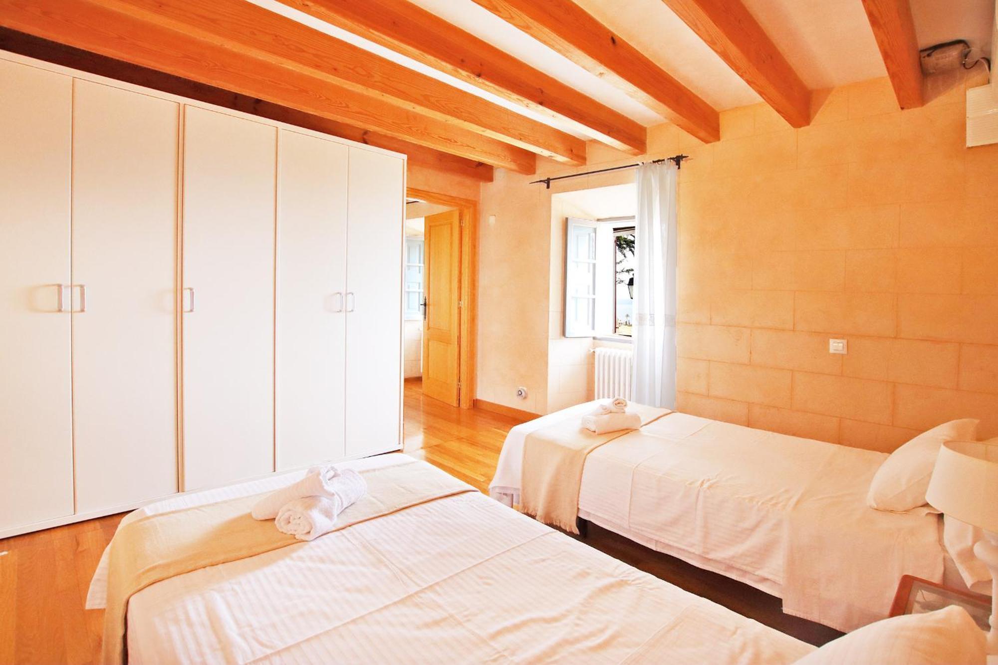 Feriehus Son Vives Townhouse By Slow